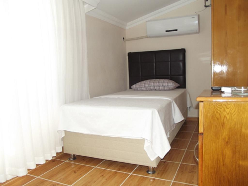 Avsa Cane Motel Avsa Adasi Room photo