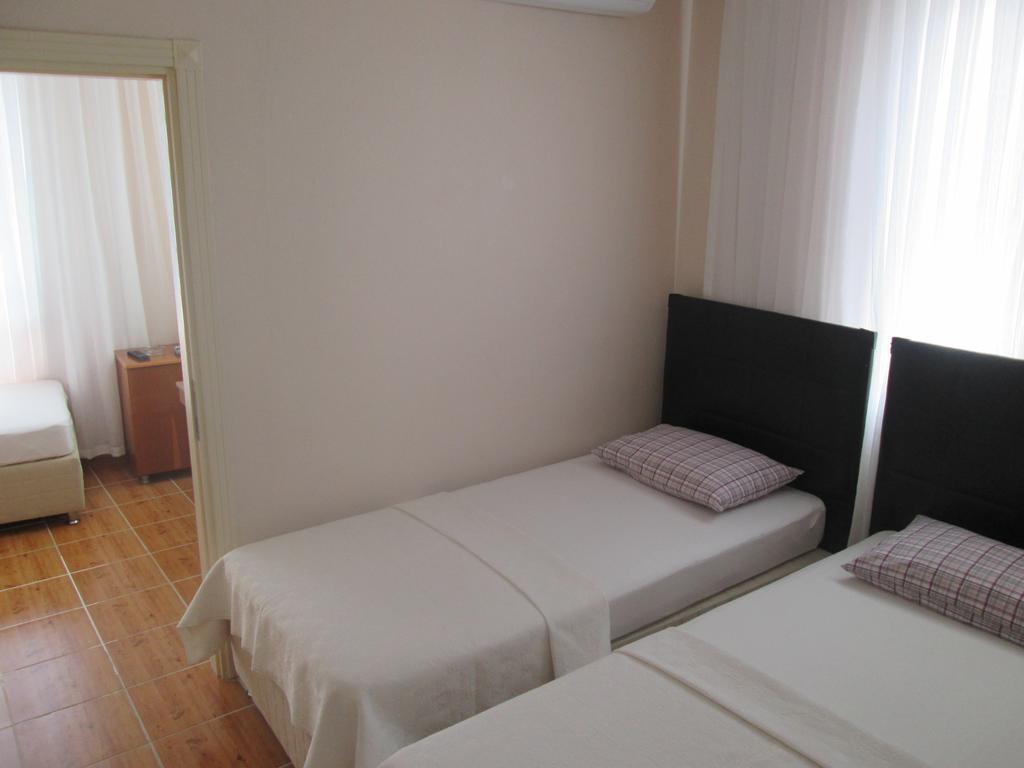 Avsa Cane Motel Avsa Adasi Room photo